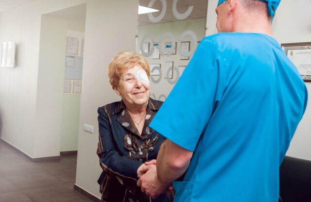 What Causes Cataracts